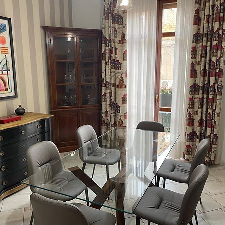 Appartamento Centro Storico, Piazza Carmine: La Casa di Angela Reggio Calabria Esterno foto