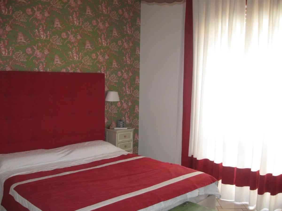 Appartamento Centro Storico, Piazza Carmine: La Casa di Angela Reggio Calabria Esterno foto
