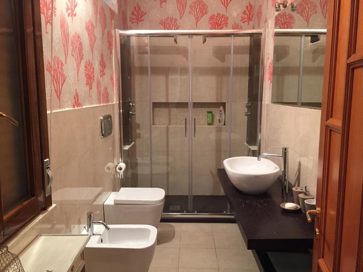 Appartamento Centro Storico, Piazza Carmine: La Casa di Angela Reggio Calabria Esterno foto