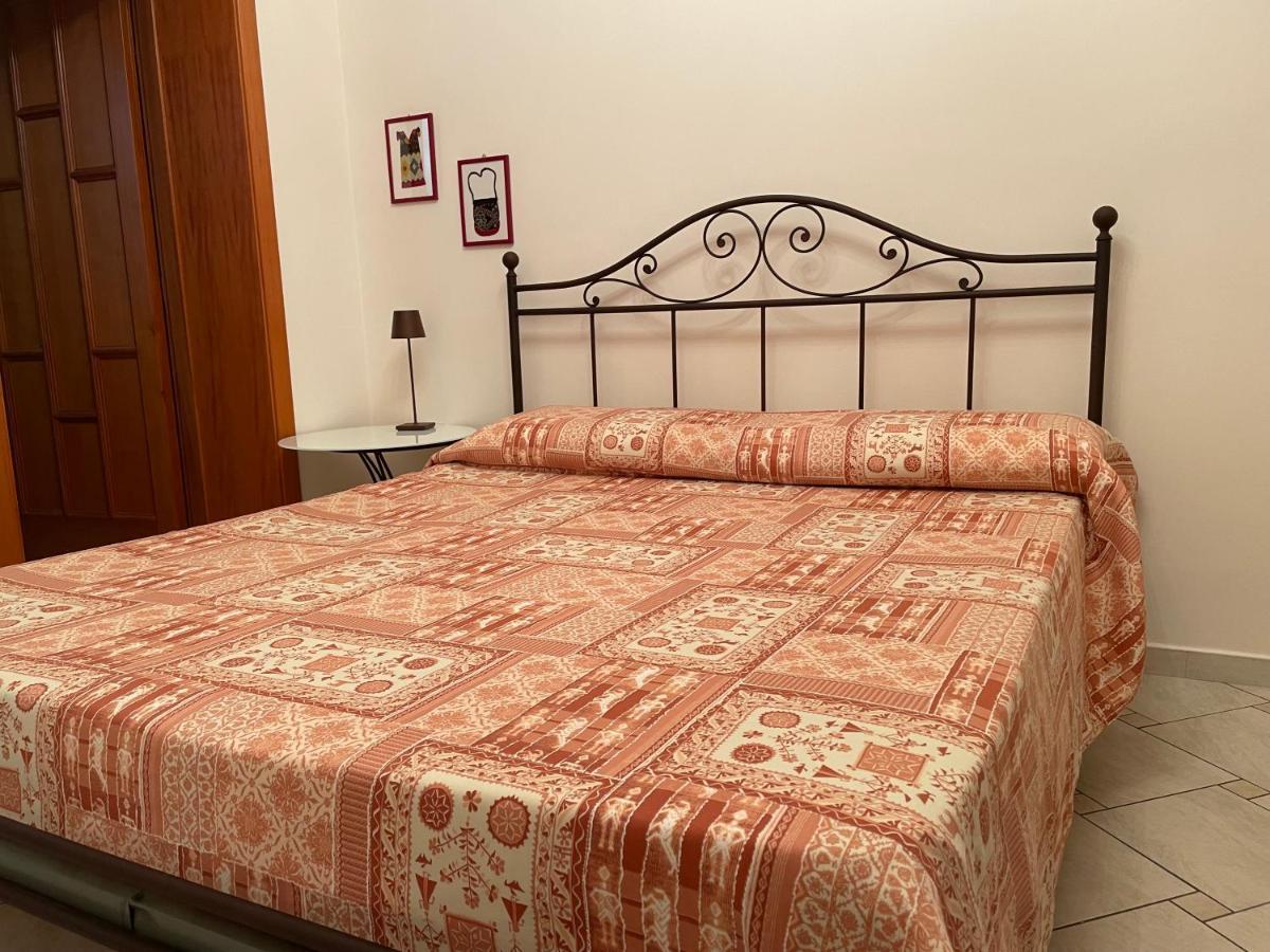 Appartamento Centro Storico, Piazza Carmine: La Casa di Angela Reggio Calabria Esterno foto