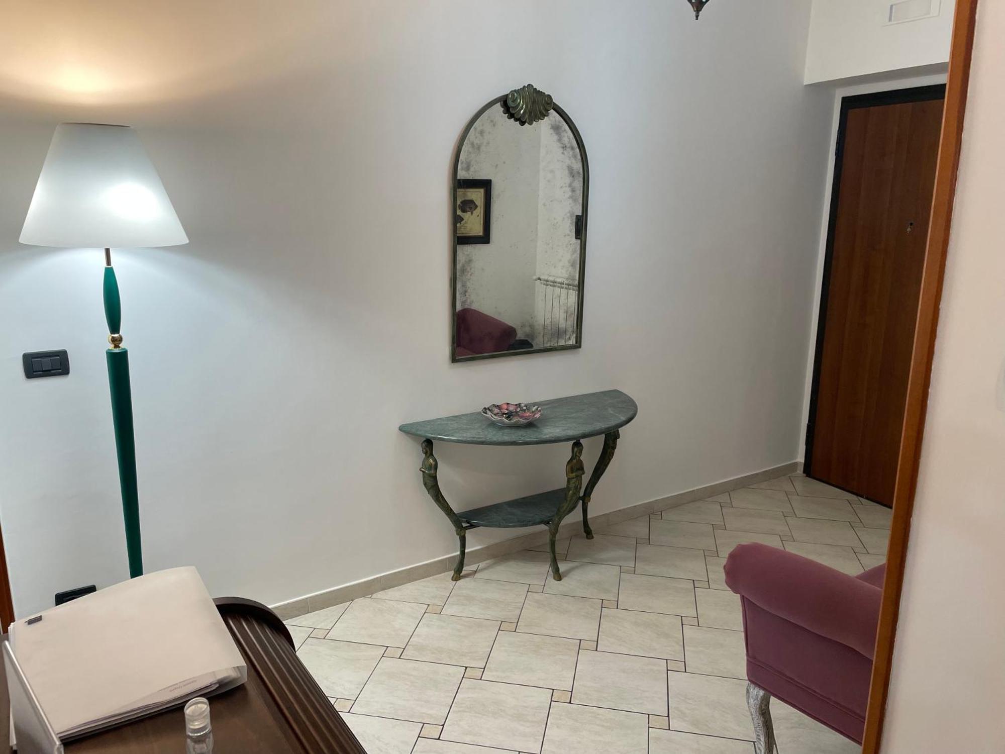Appartamento Centro Storico, Piazza Carmine: La Casa di Angela Reggio Calabria Esterno foto