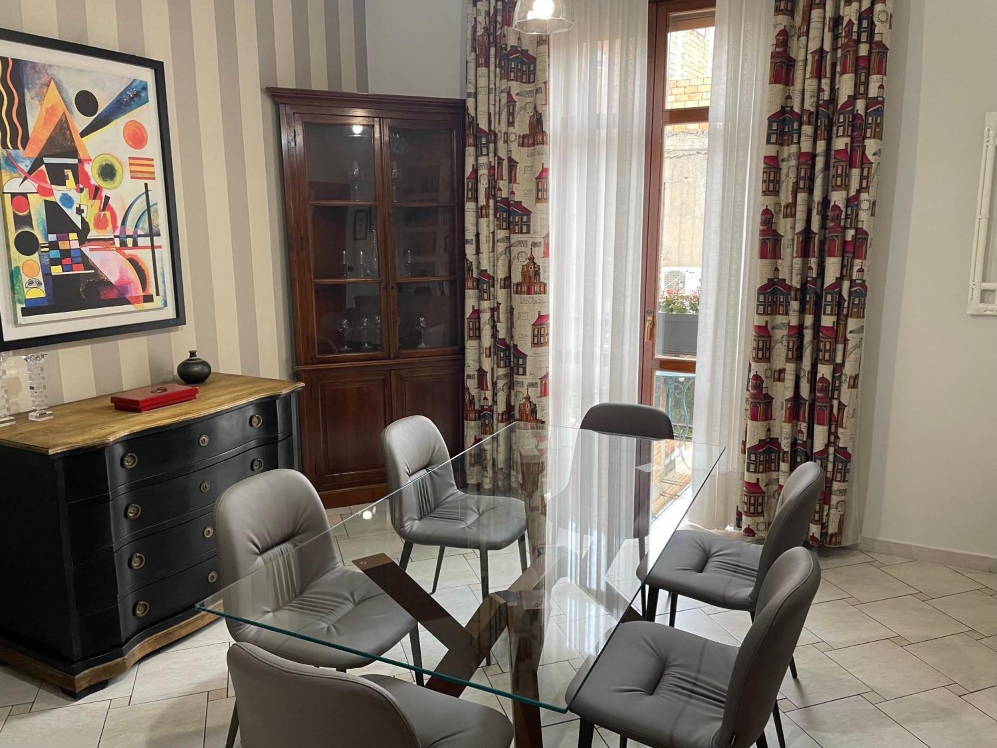 Appartamento Centro Storico, Piazza Carmine: La Casa di Angela Reggio Calabria Esterno foto