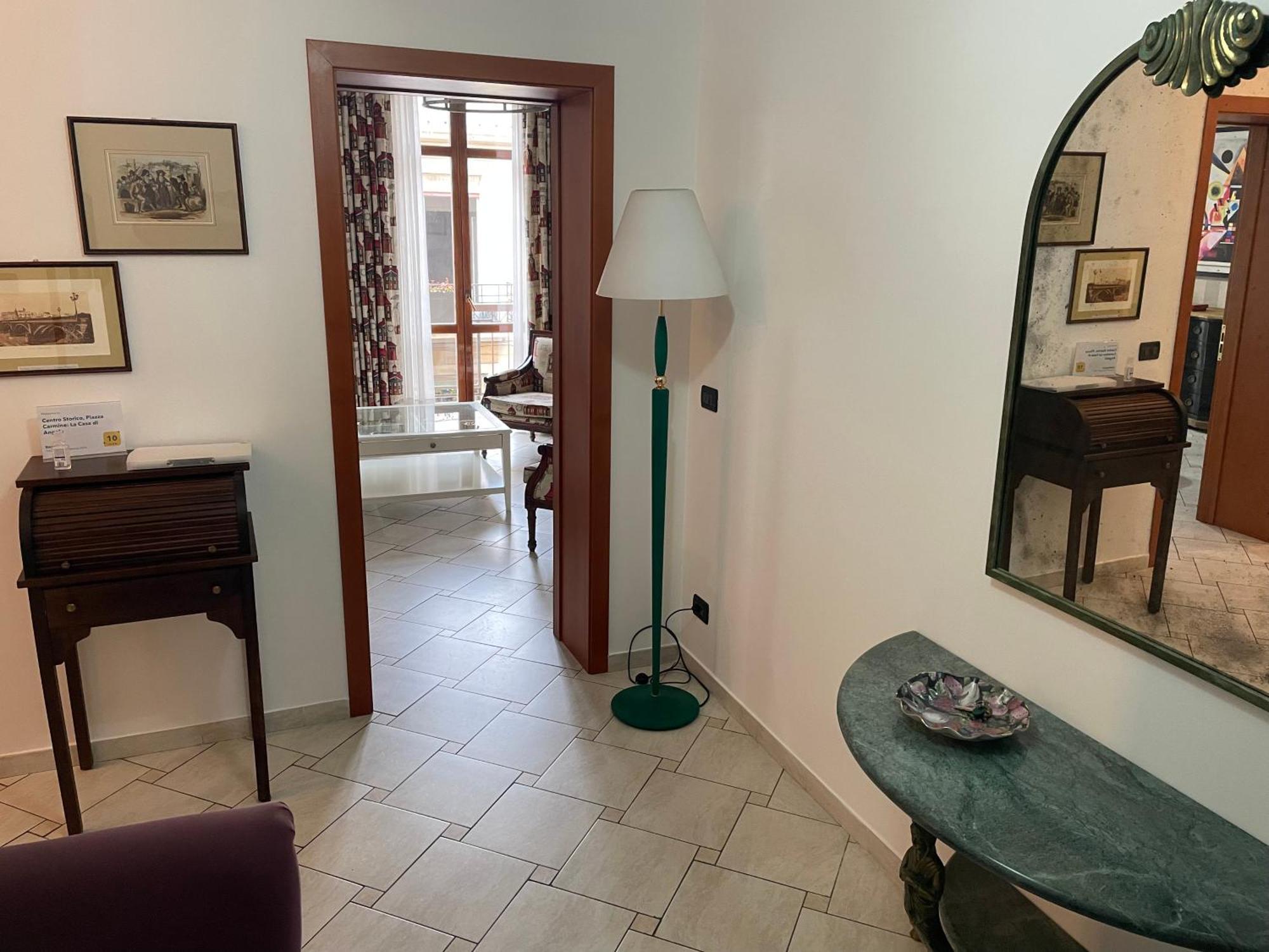 Appartamento Centro Storico, Piazza Carmine: La Casa di Angela Reggio Calabria Esterno foto