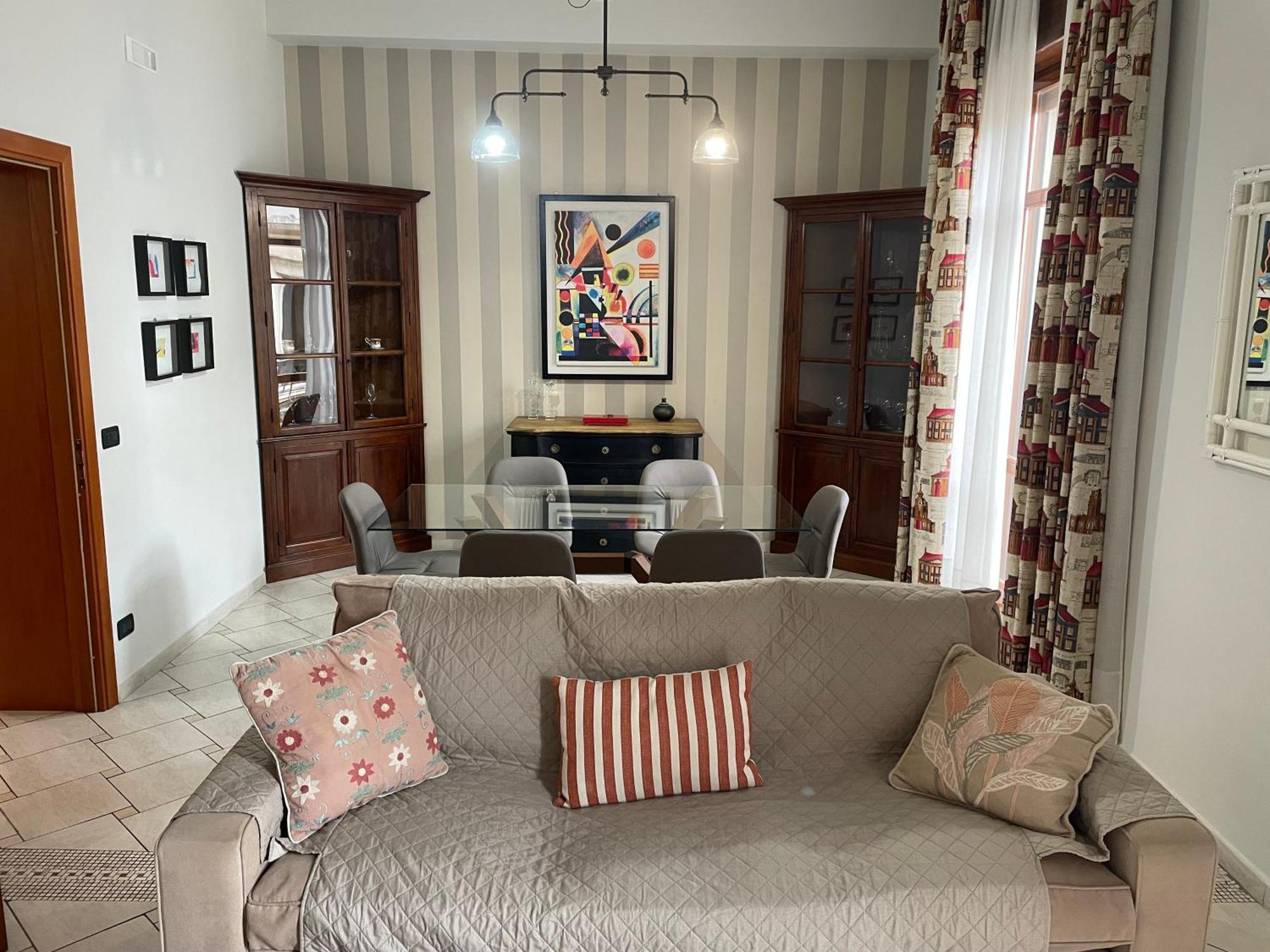 Appartamento Centro Storico, Piazza Carmine: La Casa di Angela Reggio Calabria Esterno foto